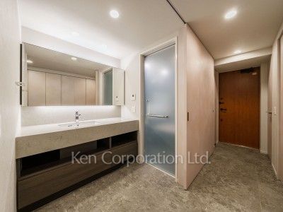 Powder Room