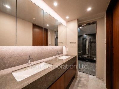 Powder Room
