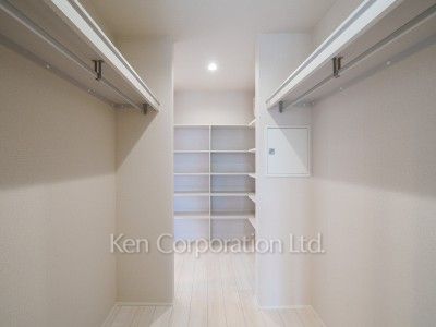 Walk-In Closet