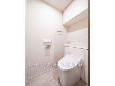 Lavatory