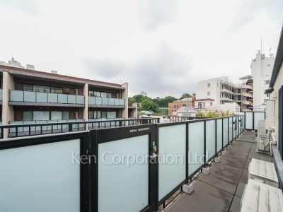 Roof Balcony