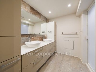 Powder Room