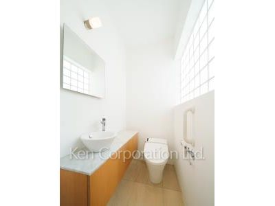 Lavatory