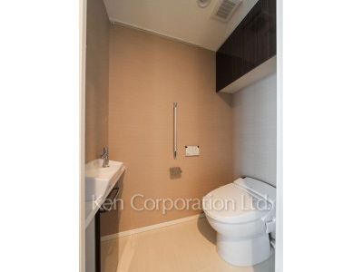 Lavatory