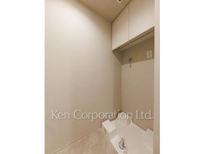 Washing Machine Space ※Photo of the same layout on 11 floor. Decoration and fixture may differ.