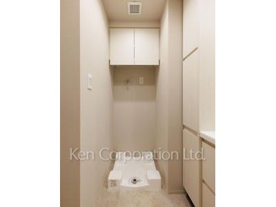 Washing Machine Space ※Photo of the same layout on 11 floor. Decoration and fixture may differ.