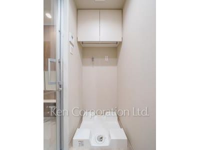 Washing Machine Space ※Photo of the same layout on 14 floor. Decoration and fixture may differ.