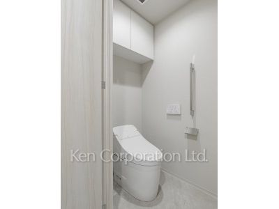 Lavatory