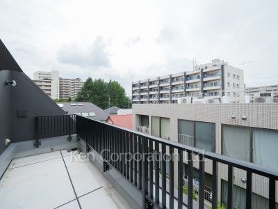 Roof Balcony