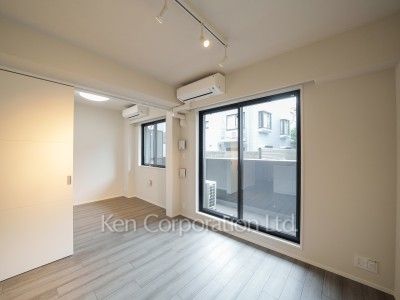 Living-Dining ※Photo of the same layout on 1 floor. Decoration and fixture may differ.