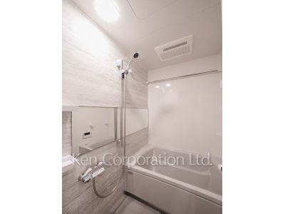 Bath ※Photo of the same layout on 1 floor. Decoration and fixture may differ.