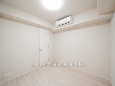 Bedroom ※Photo of the same layout on B1 floor. Decoration and fixture may differ.