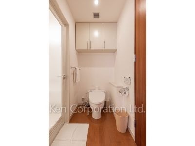 Lavatory