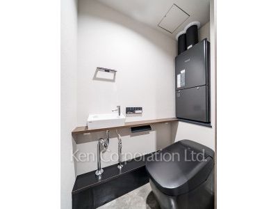 Lavatory