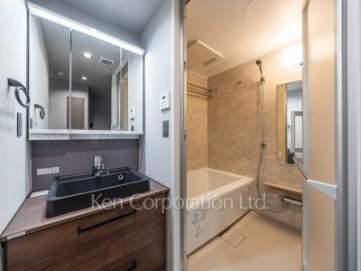 Powder Room