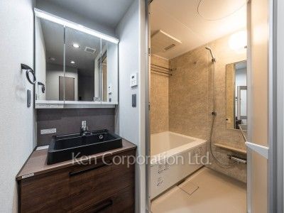 Powder Room