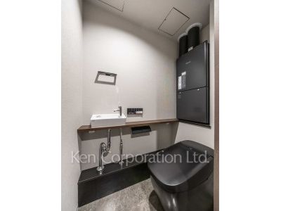 Lavatory