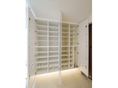 Shoes Closet
