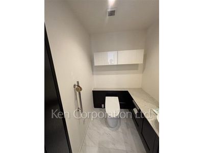 Lavatory
