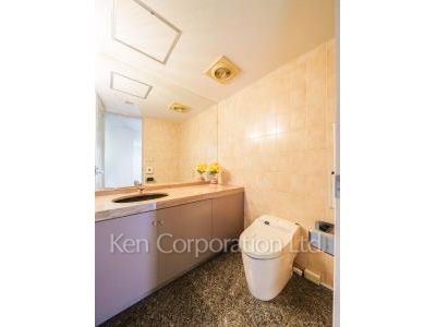 Lavatory