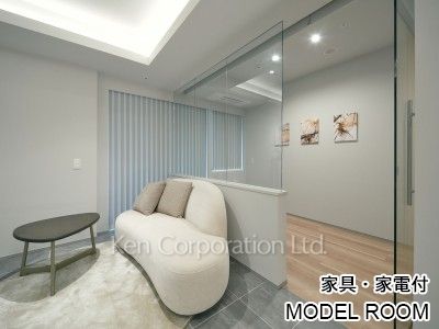 Master Bedroom ※Furnished and Staged Unit