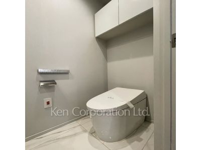 Lavatory