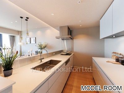Kitchen ※Staged Unit