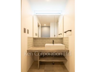 Powder Room