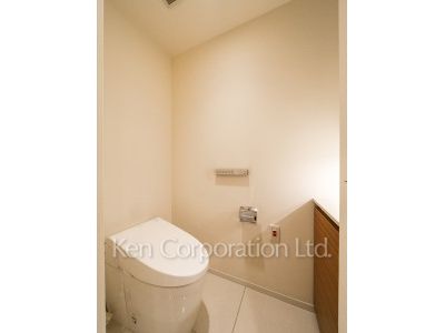 Lavatory
