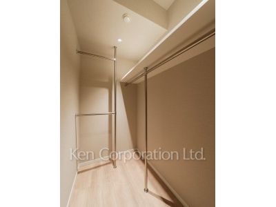 Walk-In Closet