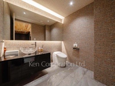 Lavatory