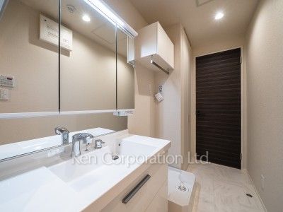 Powder Room