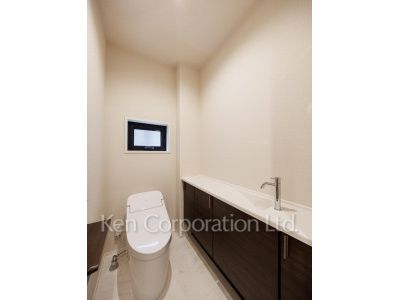 Lavatory