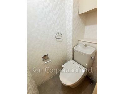 Lavatory