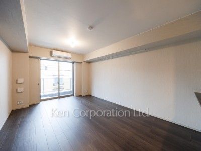 Living-Dining ※Photo of the same layout on 3 floor. Decoration and fixture may differ.