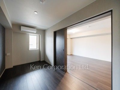 Bedroom ※Photo of the same layout on 3 floor. Decoration and fixture may differ.