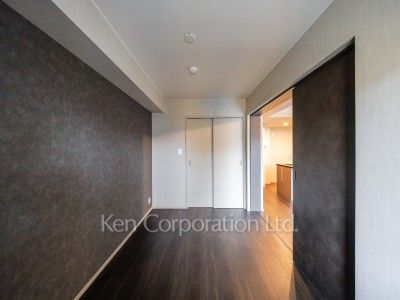 Bedroom ※Photo of the same layout on 3 floor. Decoration and fixture may differ.