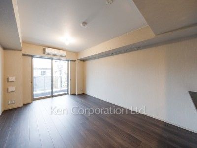 Living-Dining ※Photo of the same layout on 3 floor. Decoration and fixture may differ.