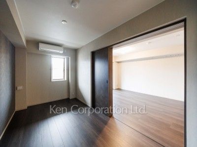 Bedroom ※Photo of the same layout on 3 floor. Decoration and fixture may differ.