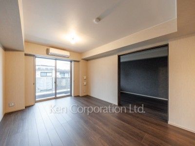 Living-Dining ※Photo of the same layout on 3 floor. Decoration and fixture may differ.