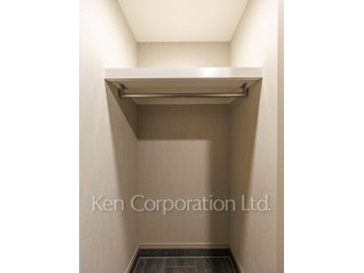Closet ※Photo of the same layout on 3 floor. Decoration and fixture may differ.