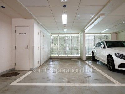 Parking Lot