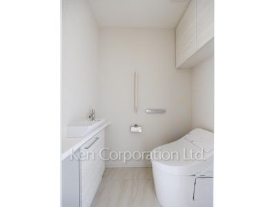 Lavatory