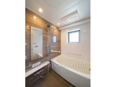Bath ※Photo of the same layout on 2 floor. Decoration and fixture may differ.