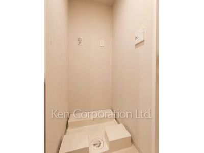 Washing Machine Space ※Photo of the same layout on 4 floor. Decoration and fixture may differ.