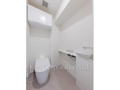 Lavatory