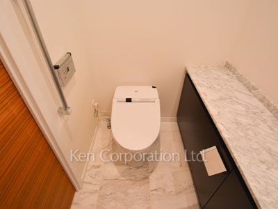 Lavatory