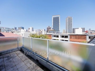 Roof Balcony