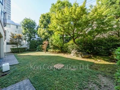 Private Garden