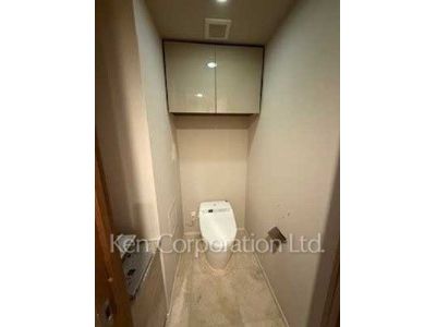 Lavatory